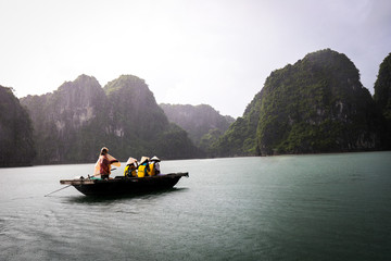 Fototapeta premium Getting lost in Ha Long Bay.