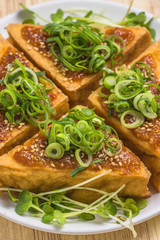 厚揚げの胡麻だれ焼き