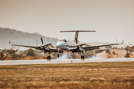 Kingair Touch Down On Airstrip