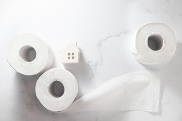 トイレットペーパー、トイレ、紙、日用品、ティッシュ