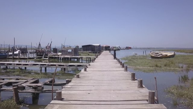 Carrasqueira Portugal  is a traditional fishing village located along the banks of the River Sado Estuary. A large proportion of the area is agricultural land which is owned by Herdade da Comport.