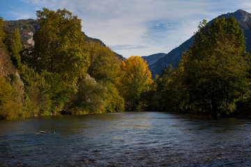 R&iacute;o Ari&egrave;ge, Ornolac-Ussat-les-Bains, Ari&egrave;ge, Midi-Pyr&eacute;n&eacute;es, Francia