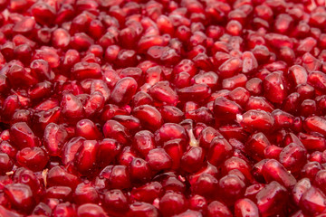 a lots of piece of pomegranate 