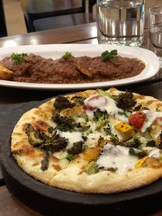 pizza and mushrooms starters