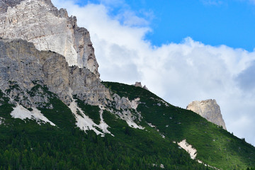 Die Berge um Cortina d’Ampezo in Italien	