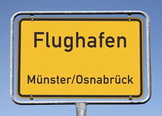 Flughafen Münster/Osnabrück, Ortstafel (Symbolbild)