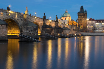 Fototapeta na wymiar Old Prague night. The Charles Bridge
