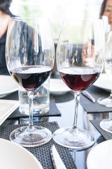 ワインの飲み比べ