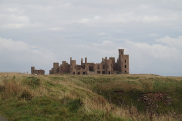 Fototapeta na wymiar Scotish Castle II