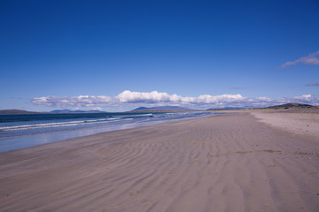 Fototapeta na wymiar Großer Strand in Irland