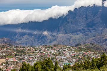 Obraz premium village of Cilaos in the middle of Reunion Island, French departement in the Indian Ocean