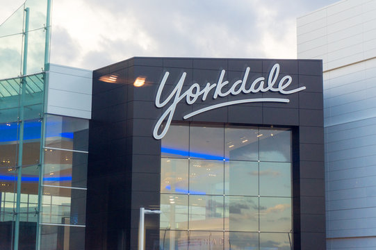 Yorkdale Shopping Center, Toronto, Canada