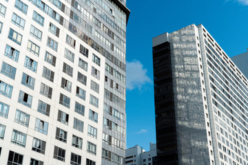 Fototapeta na wymiar multi-story residential buildings bottom view