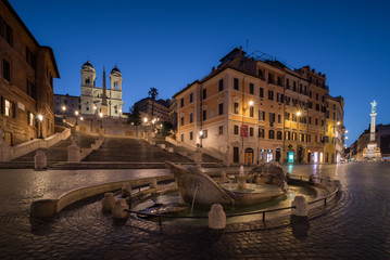 Fototapeta na wymiar Piazza di Spagna at sunrise in Rome Italy