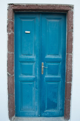 Obraz na płótnie Canvas Old doors of Greek islands