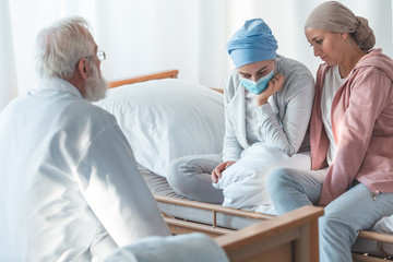 Obraz premium Talking to the doctor