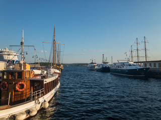 Naklejka premium Harbour in Oslo, Norway 