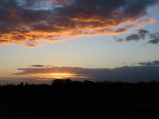 Fototapeta premium Sunset with red clouds