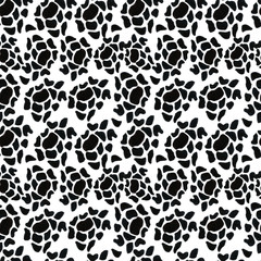 Wild animal wool drawing doodle  hand-drawn pattern seamless print textile jaguar leopard tiger giraffe tropics prairies africa zoo fashion