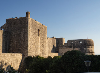 Fototapeta na wymiar Vistas de la fortificación de Dubrovnik, en Croacia, verano de 2019