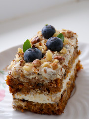 cake with fruits