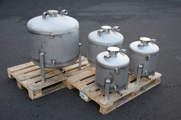 Edelstahl Beh&auml;lter, Edelstahl Idustriekomponenten