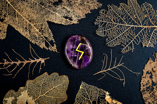 Sowilo rune, prediction of the day