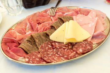 Cold cuts and mixed cheeses