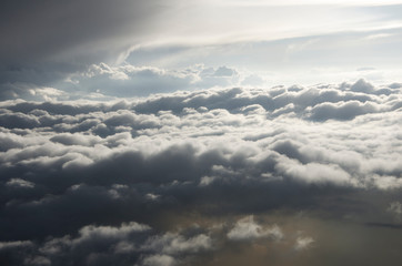 Fototapeta na wymiar Beautiful clouds in high afternoon sky