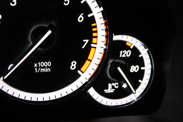 Modern vehicle instruments