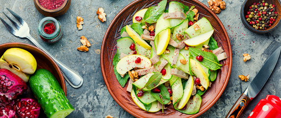 Dietary vegetable salad with meat