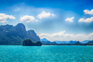 Obraz na płótnie Canvas Amazing beach on an island in Thailand