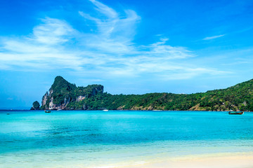 Fototapeta premium Amazing beach on an island in Thailand