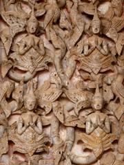 schöne Buddha-Figuren in einem Tempel in Vientiane, Laos