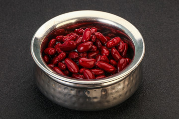 Red baked kidney in the bowl