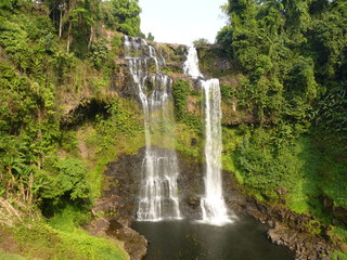 Schöner Wasserfall auf dem Bolaven-Plateau, Laos