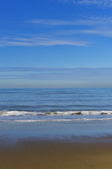 Bord de mer en Italie par un jour d'hiver ensoleillé