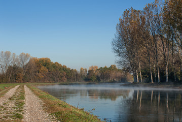 paesaggio di campagna in autunno