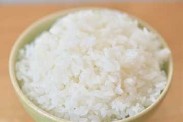 和食の基本である炊きたての白いご飯