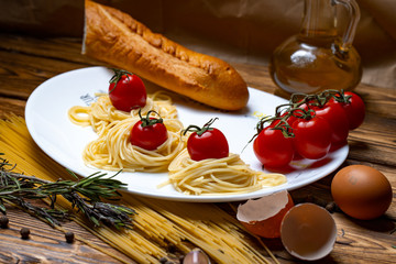 pasta with tomato sauce