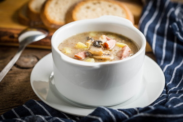 The sour soup made of rye flour.