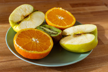 fruta fresca de estación cortada vegana