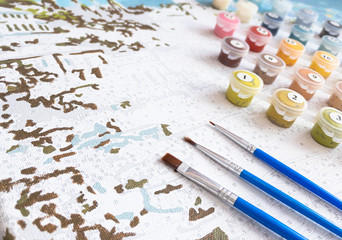 Simple drawing of pictures by numbers for each