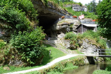 Eingang Teufelshöhle Pottenstein Fränkische Schweiz
