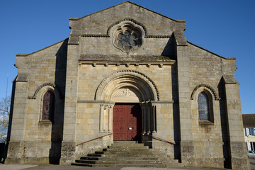 façade d'une église - France 