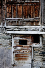 porte chalet montagne