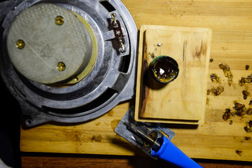 Nickel cobalt speaker 25gd-26. Repair of acoustic dynamics, ration soldering wire on speaker.