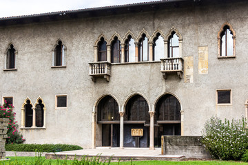 Fototapeta na wymiar The entrance to the Castelvecchio Museum of the Castelvecchio Castello Scaligero fortress in Verona, Italy.