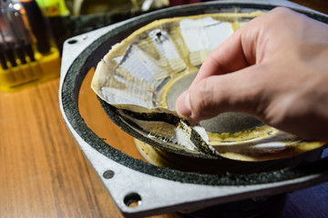 woofer 75gdn-3 sealed with adhesive plaster. Repair and restoration of the speaker.