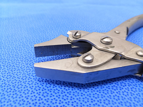 Flat Nose Wire Cutting Pliers Forceps With Side Cutter